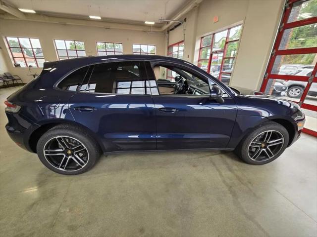 2021 Porsche Macan Base