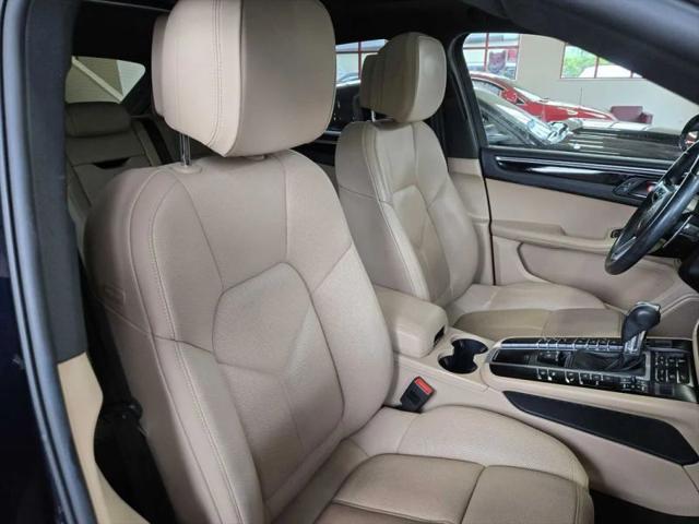 2021 Porsche Macan Base