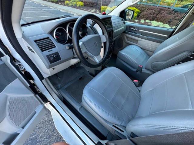 2010 Dodge Grand Caravan SE
