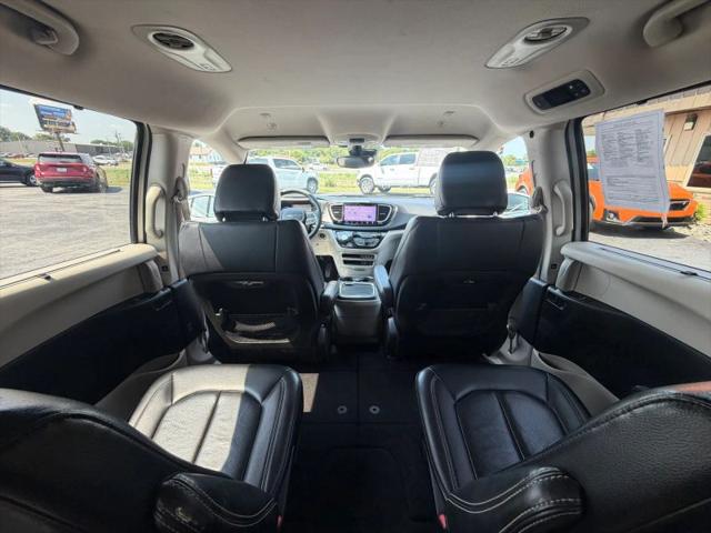 2022 Chrysler Pacifica Touring L