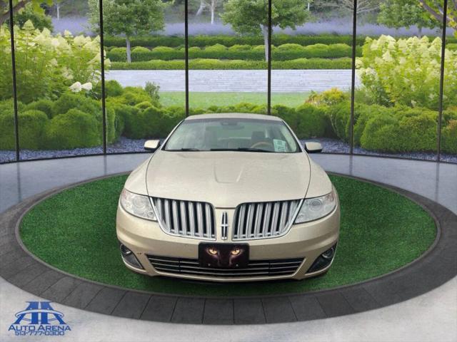 2010 Lincoln MKS Base