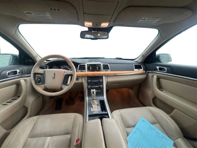 2010 Lincoln MKS Base