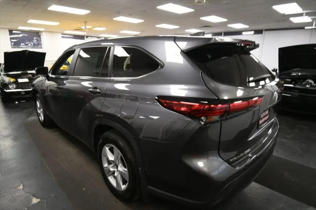 2023 Toyota Highlander LE