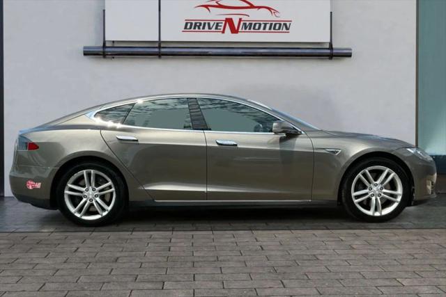 2015 Tesla Model S 85