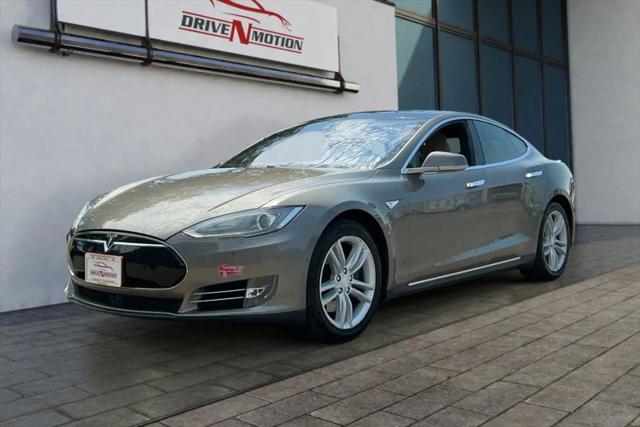 2015 Tesla Model S 85