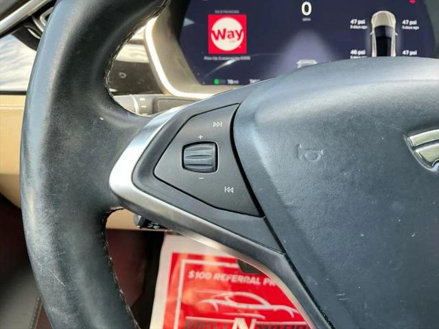 2015 Tesla Model S 85