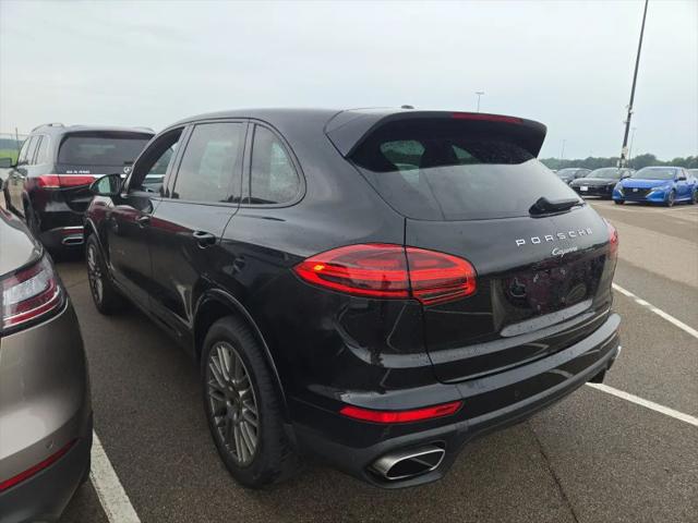 2017 Porsche Cayenne Platinum Edition