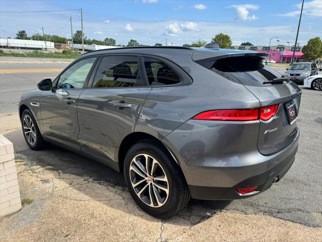 2018 Jaguar F-PACE 25t Premium