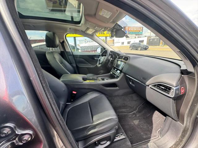 2018 Jaguar F-PACE 25t Premium