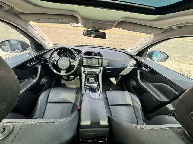 2018 Jaguar F-PACE 25t Premium