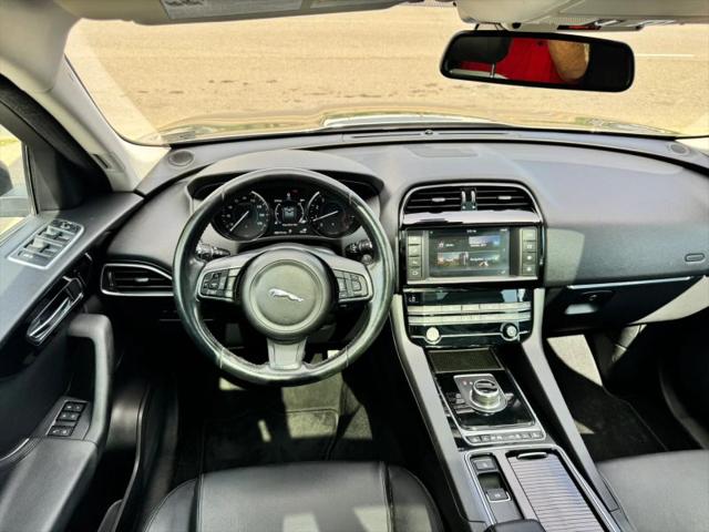 2018 Jaguar F-PACE 25t Premium