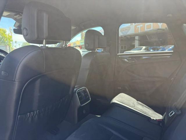 2019 Porsche Macan Base