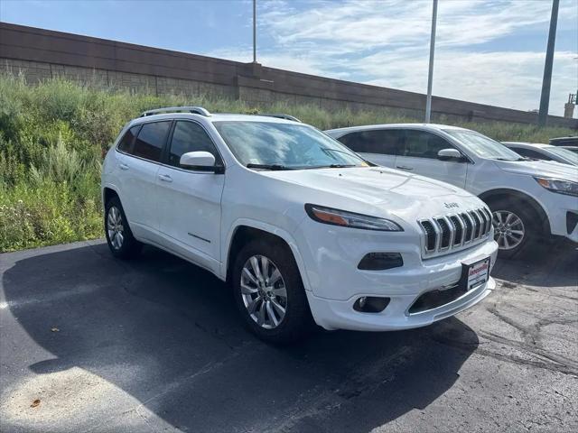 2017 Jeep Cherokee Overland for sale in Janesville, WI