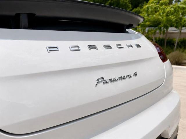 2014 Porsche Panamera 4