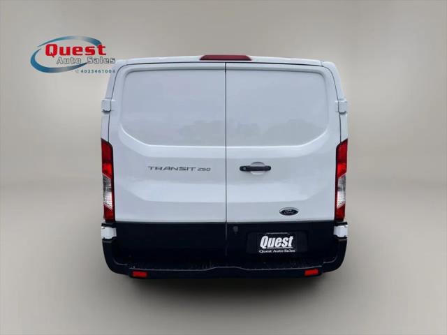 2019 Ford Transit w/60/40 Side Door w/RWB