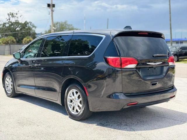 2017 Chrysler Pacifica Touring