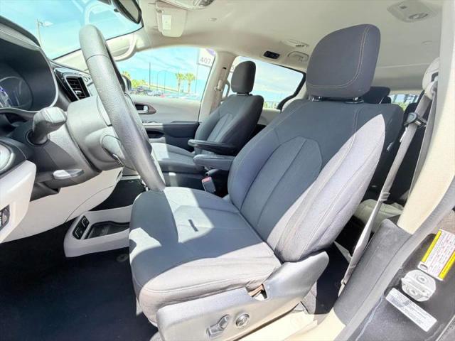 2017 Chrysler Pacifica Touring