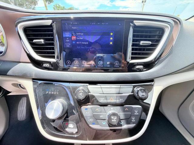 2017 Chrysler Pacifica Touring