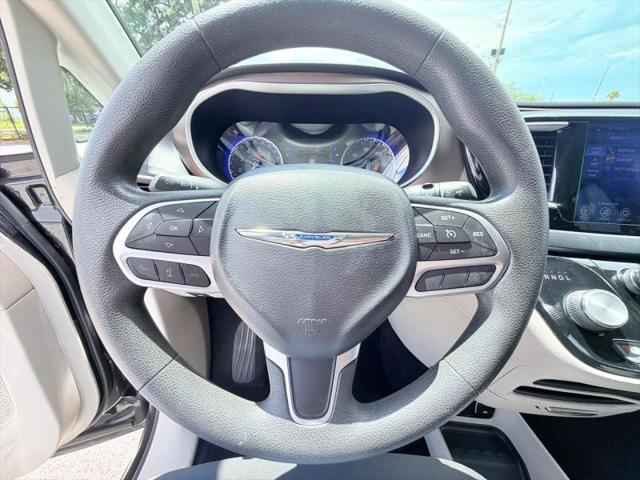 2017 Chrysler Pacifica Touring