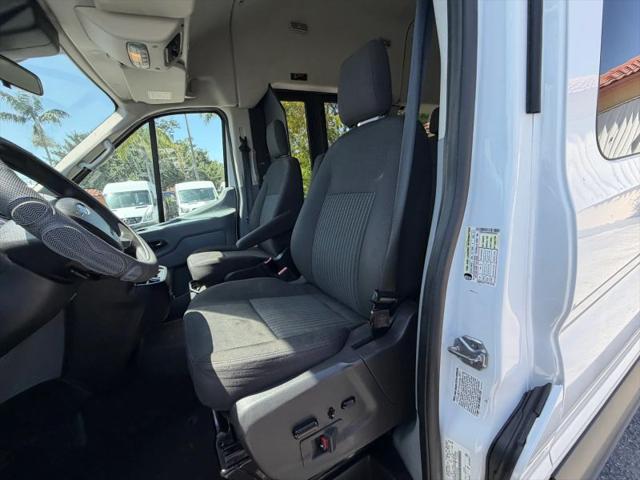 2017 Ford Transit XLT Extended Length w/High Roof w/Sliding Side Door
