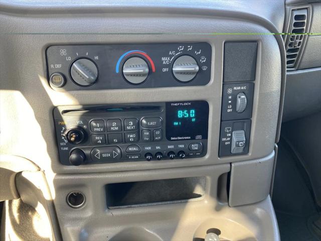 2005 Chevrolet Astro LS