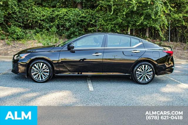 2025 Nissan Altima SV FWD