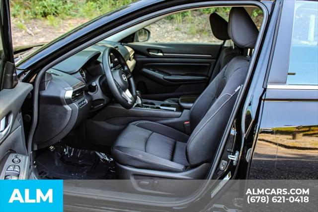 2025 Nissan Altima SV FWD