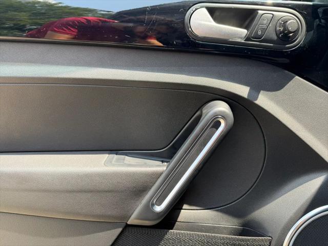 2013 Volkswagen Beetle 2.0T Fender Edition