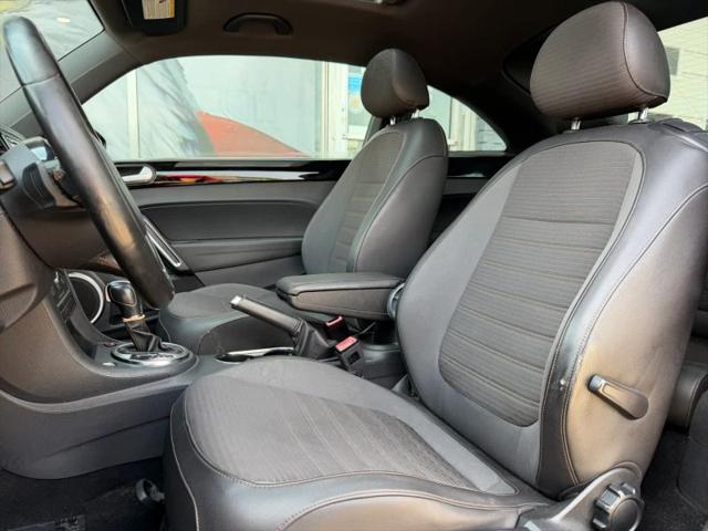 2013 Volkswagen Beetle 2.0T Fender Edition