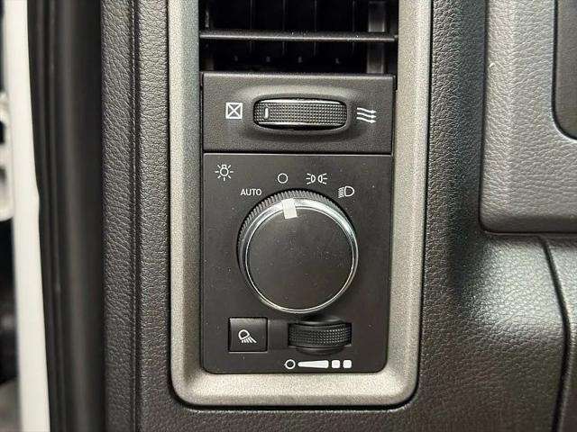2017 Ram 2500 Tradesman Regular Cab 4x4 8 Box