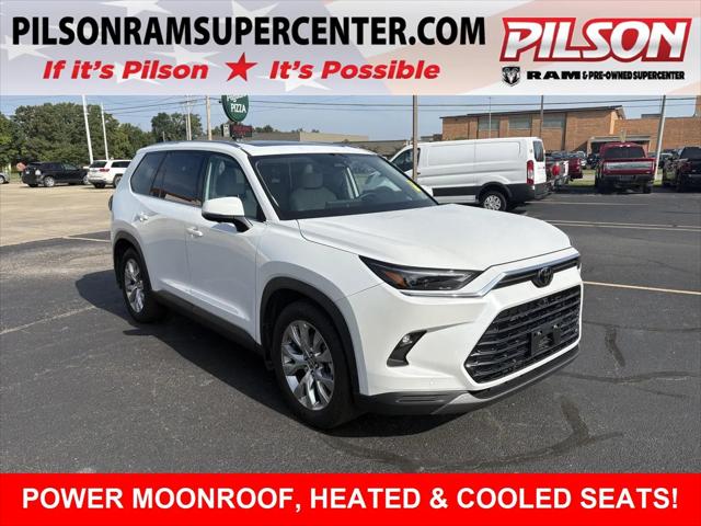 2025 Toyota Grand Highlander Limited for sale in Charleston, IL