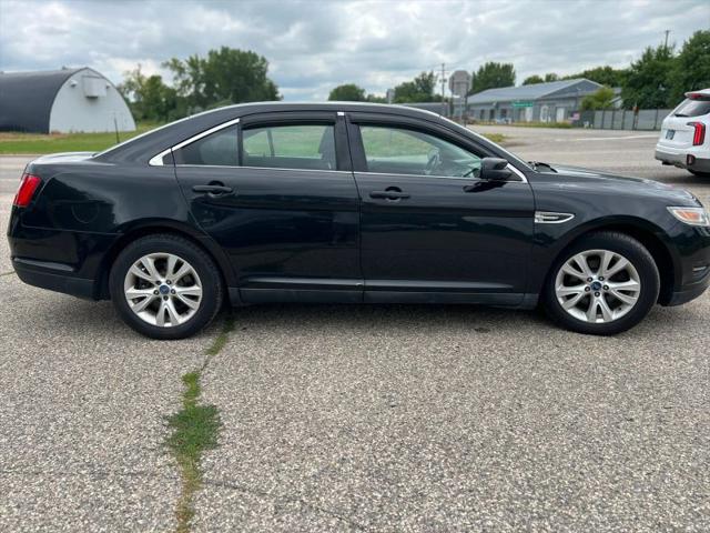 2011 Ford Taurus SEL