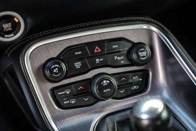 2015 Dodge Challenger R/T Scat Pack