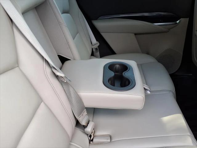 2023 Cadillac XT4 AWD Luxury