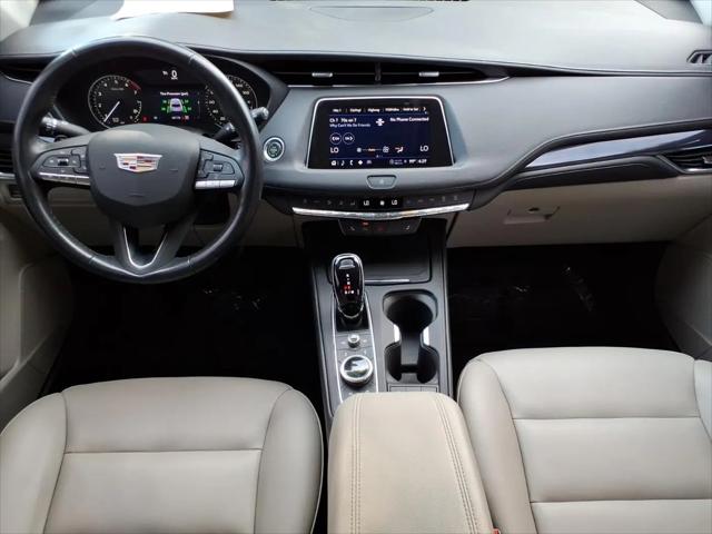2023 Cadillac XT4 AWD Luxury