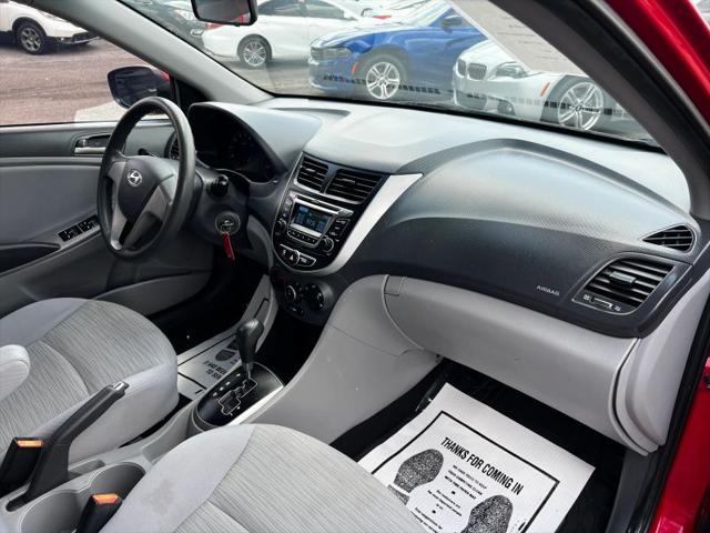 2017 Hyundai Accent SE