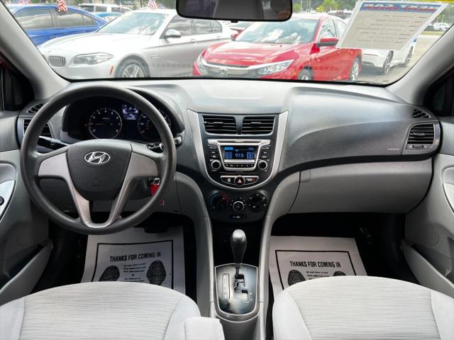 2017 Hyundai Accent SE
