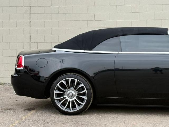 2018 Rolls-Royce Dawn Base