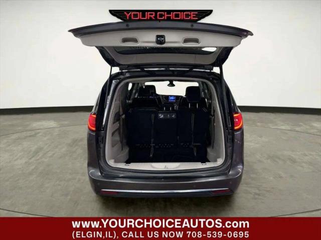 2017 Chrysler Pacifica Touring-L Plus