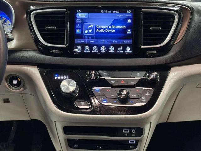 2017 Chrysler Pacifica Touring-L Plus