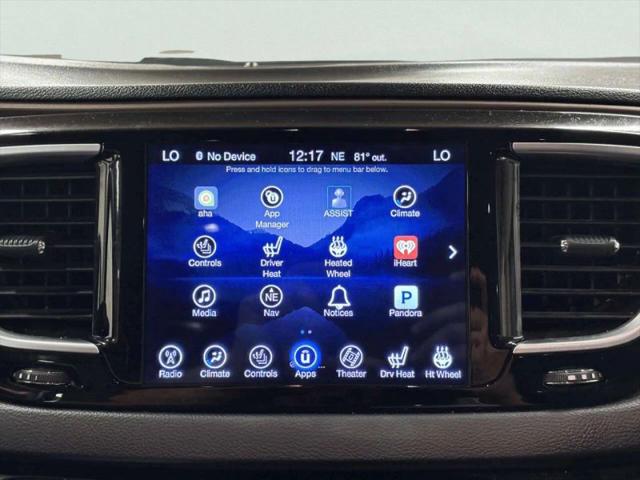 2017 Chrysler Pacifica Touring-L Plus