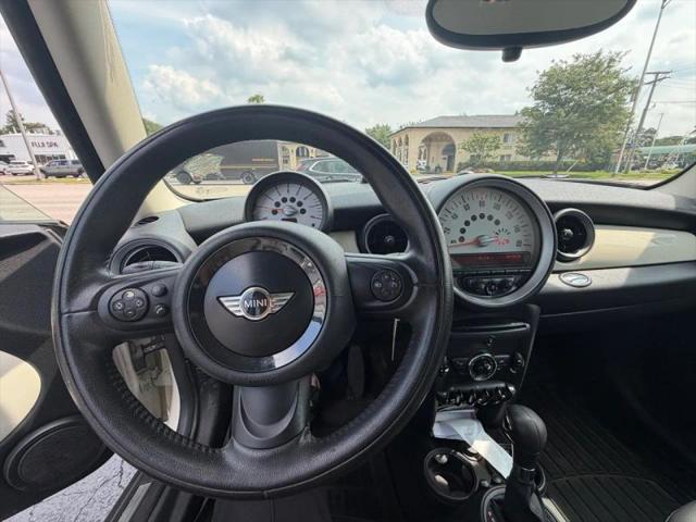 2013 MINI Hardtop Cooper