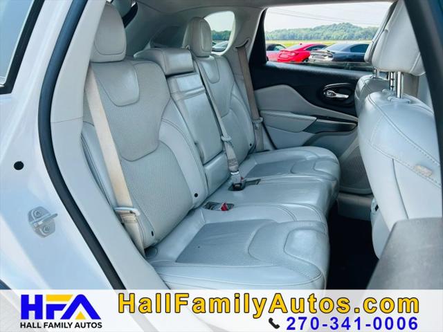 2019 Jeep Cherokee Limited FWD
