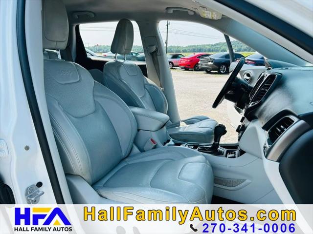2019 Jeep Cherokee Limited FWD