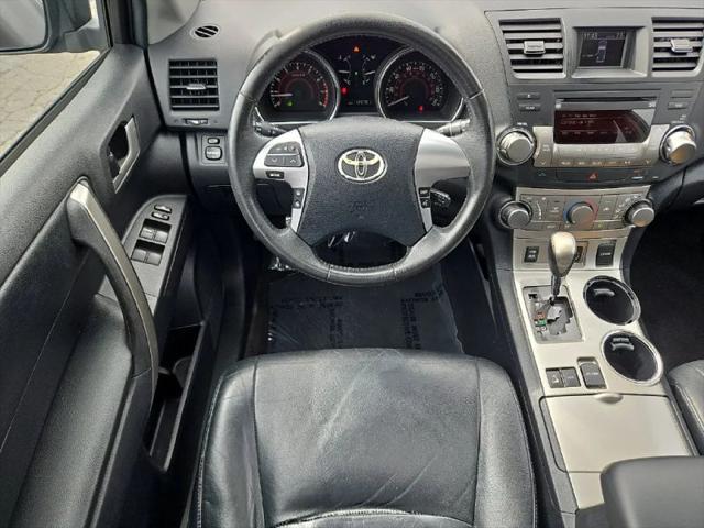 2012 Toyota Highlander SE V6