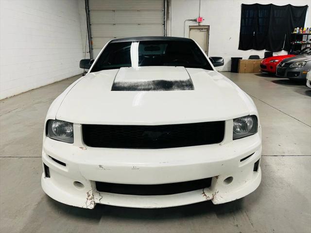 2007 Ford Mustang V6 Deluxe