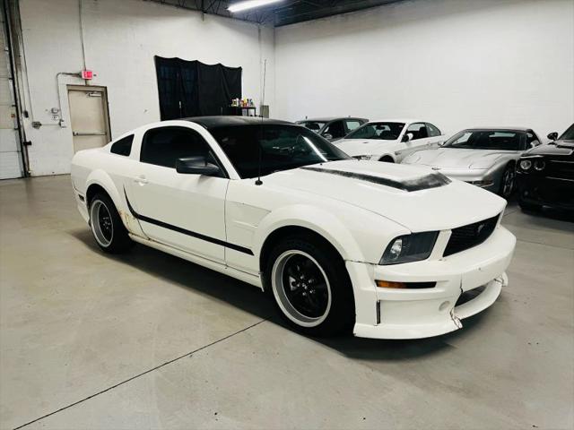 2007 Ford Mustang V6 Deluxe
