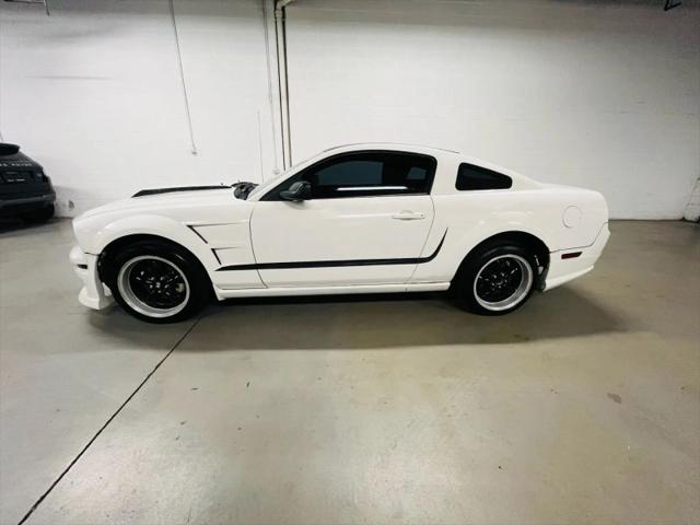 2007 Ford Mustang V6 Deluxe