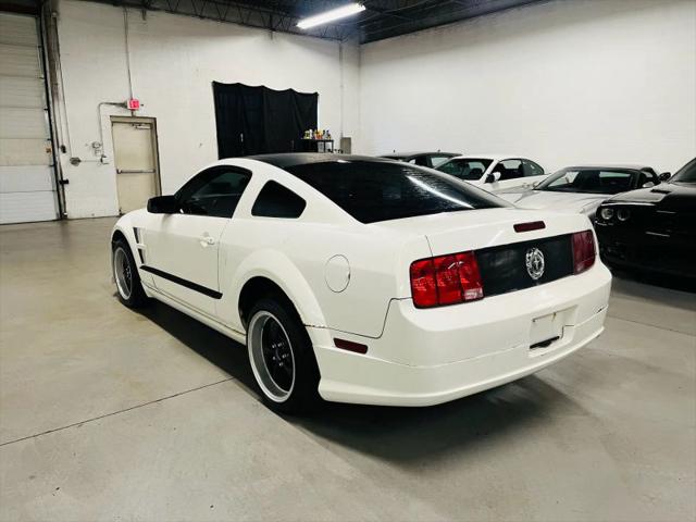 2007 Ford Mustang V6 Deluxe