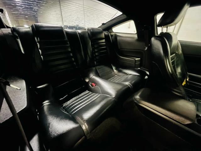 2007 Ford Mustang V6 Deluxe